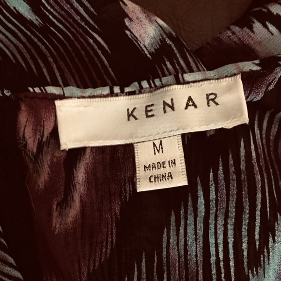 NWOT Gorgeous Kenar Print Sleeveless Top - Picture 3 of 3